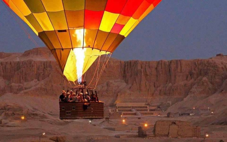 Hot air balloon Luxor