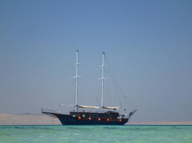 RAS MOHAMMED BY BOAT