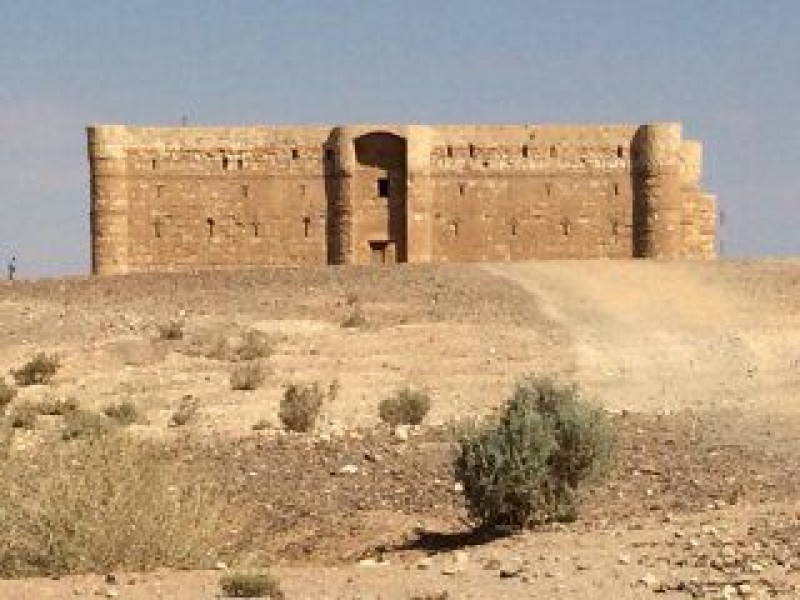 Excursión a los Castillos del Desierto y Mar Muerto